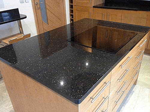 Đá granite đen kim sa làm bếp